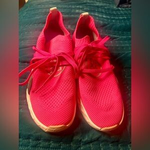 G/Fore Hot Pink Shoes 9.5